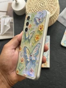 قاب موبایل ( آیفون - سامسونگ ) گل بابونه و پروانه آبرنگی محافظ لنزدار - تصویر 3