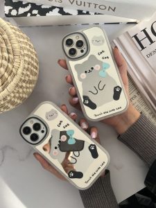 قاب موبایل آیفون کیوت کت گربه خجالتی آینه ای