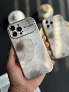 قاب موبایل آیفون کاملیا نسکافه ای محافظ لنزدار