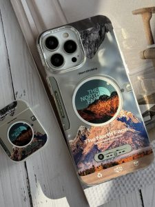 قاب موبایل آیفون موزیکال نورث فیس ( The North face ) کرومی - تصویر 3