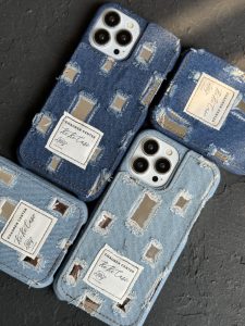 قاب موبایل آیفون جین و پارچه زاپ دار - تصویر 3