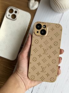 قاب موبایل آیفون لویی ویتون داغی - تصویر 2