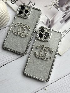 قاب موبایل آیفون شنل نگین دار برجسته براق نقره ای - تصویر 2