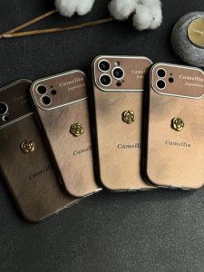 قاب موبایل آیفون کاملیا کاراملی محافظ لنزدار - تصویر 3