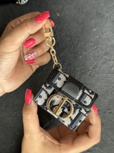 کاور ایرپاد دیور لوگو فلزی صندوقی