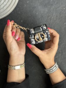 کاور ایرپاد دیور لوگو فلزی صندوقی - تصویر 3