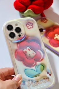 قاب موبایل آیفون فلاورز رزقرمز خرگوشی محافظ لنزدار - تصویر 3