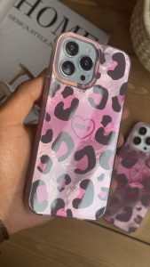 قاب موبایل آیفون پلنگی صورتی قلب هانی - تصویر 3