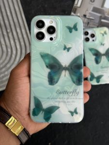 قاب موبایل آیفون پرواز پروانه سبز