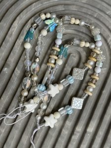 بند و آویز ستاره و پروانه