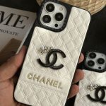 قاب موبایل آیفون شنل لوگو نگین دار