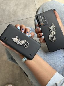 قاب موبایل سامسونگ بلک کت نگین دار - تصویر 3