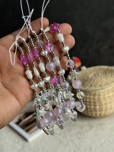 بند و آویز گل رز صورتی و پاپیون - تصویر 3