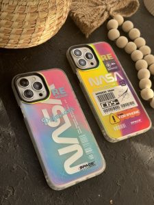 قاب موبایل آیفون اسپیس ناسا شبرنگ - تصویر 3