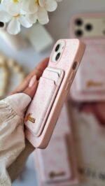 قاب موبایل GUESS همراه با ولت ست پک اورجینال - Image 6