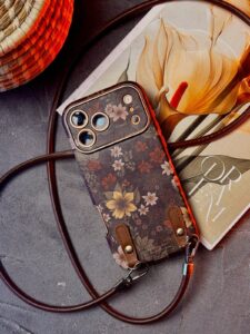 قاب موبایل آیفون فلاور آیلیش قهوه ای به همراه دو عدد بند کوتاه و بلند - تصویر 2