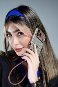 قاب موبایل آیفون چهارخونه سبز این نیز بگذرد + بندست - تصویر 2